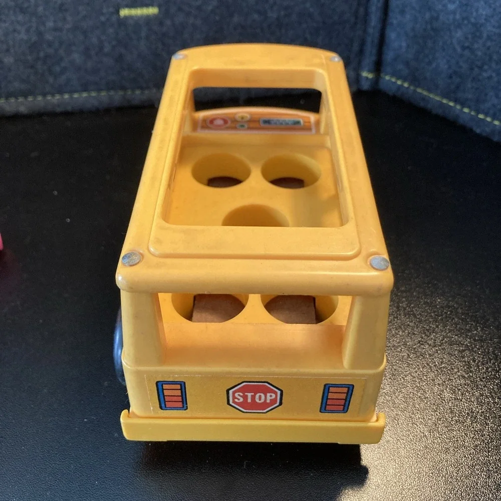 Vintage Fisher Price Little People Figures With Vehicles And Furniture Rare READ